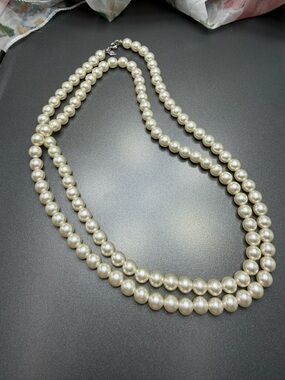 Vintage Sarah Coventry Necklace - Cream Pearls